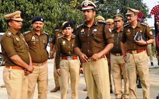 डीआईजी बस्ती द्वारा थाना जोगिया उदयपुर का किया गया आकस्मिक निरीक्षण