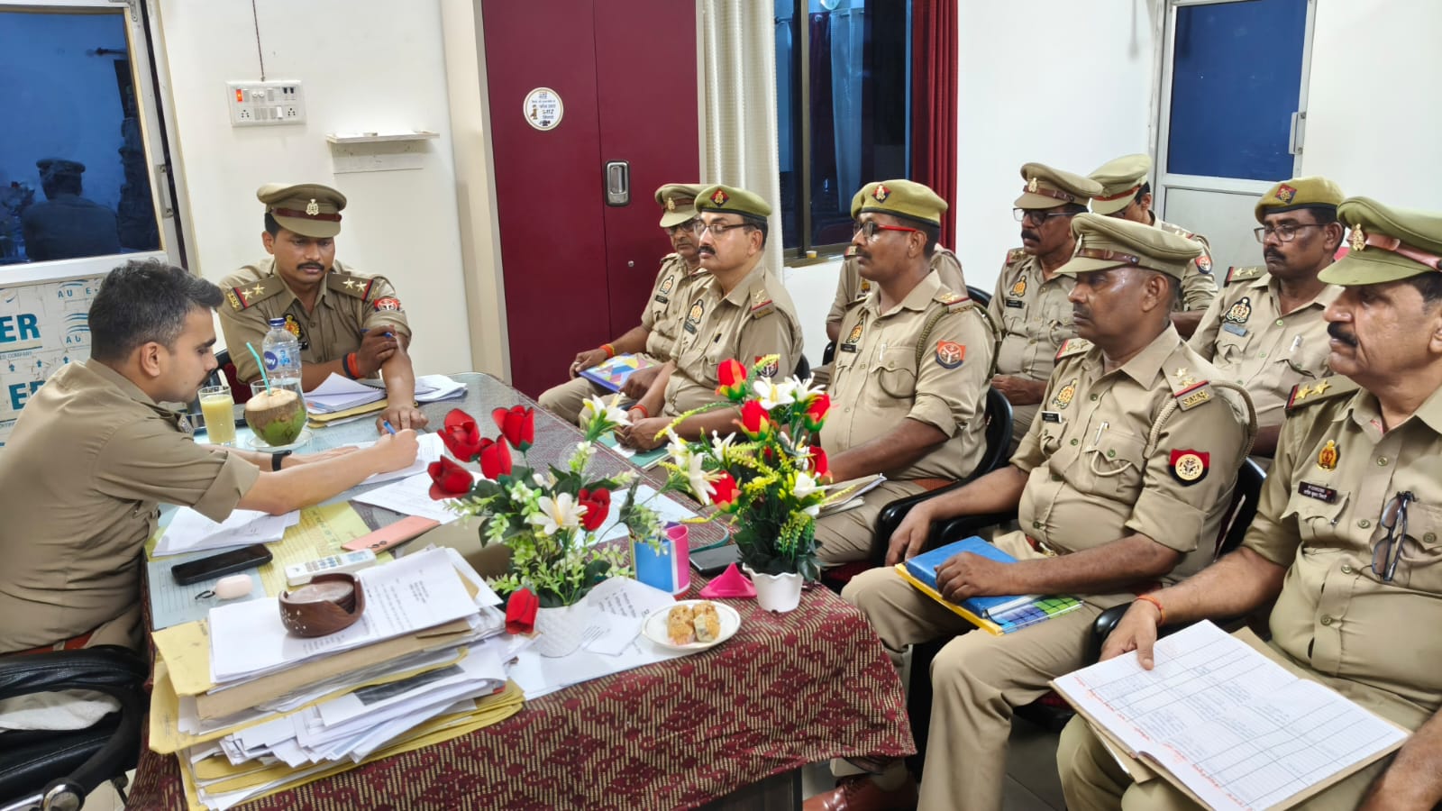क्षेत्राधिकारी खलीलाबाद द्वारा थाना दुधारा पर की गई गोष्ठी